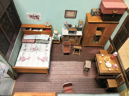 耗时30天，用了200多个大小物件，济南85后青年复刻《小巷人家》微缩模型