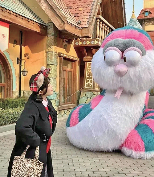 济南融创乐园“金舞银蛇过大年”新春盛宴精彩纷呈