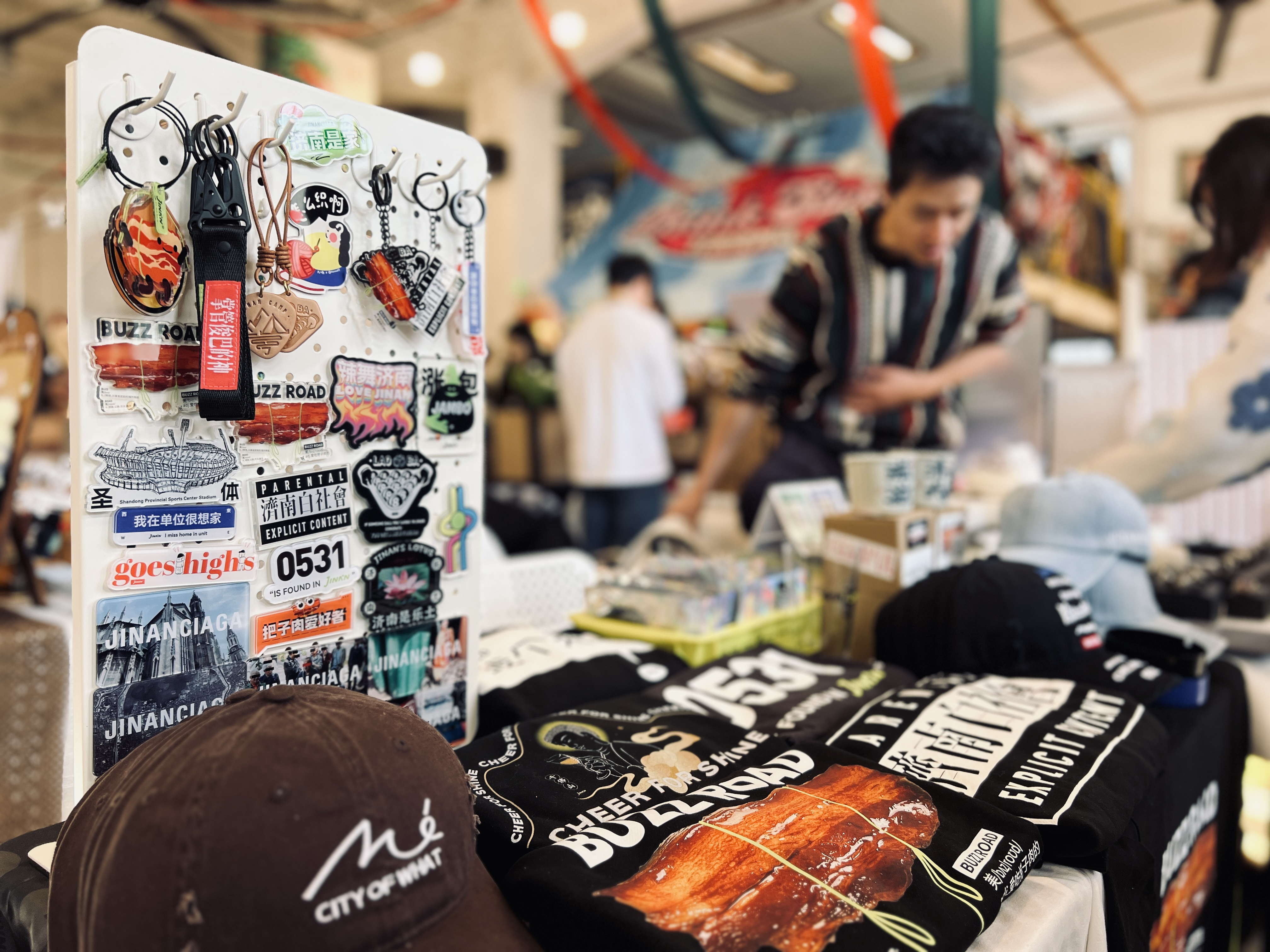 融媒·画像丨这位济南青年，用“谐音梗”把本土文化“玩出花”——听“几喃”，讲“济南”