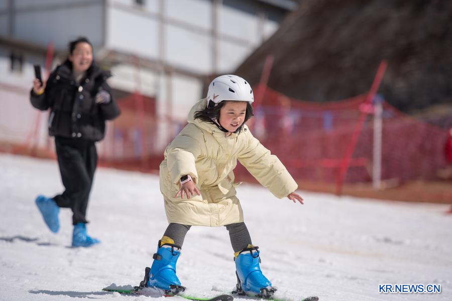 눈 보러 중국 가요~ 中 윈난 빙설관광, 동남아 여행객에게 인기 만점