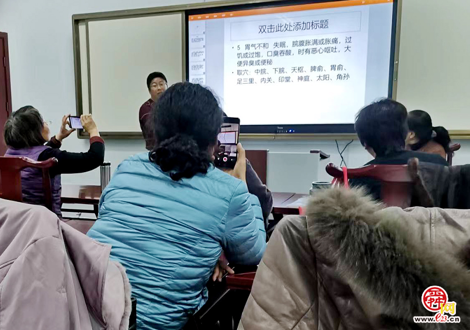 开启夕阳无限好，乐享学习新时光！济南老年人大学报业分校春季学期期待“同桌的你”