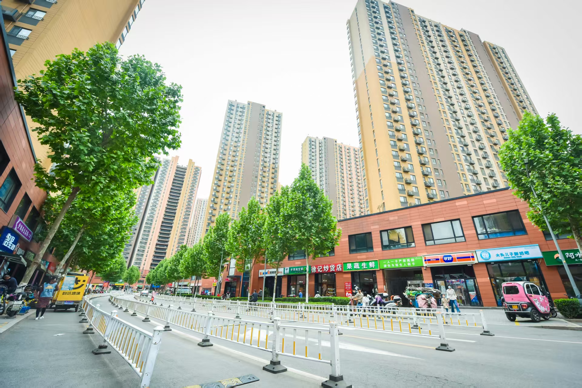 融媒·先锋丨支部建在家园里，小区治理变“智”理——“聪明小区”养成记