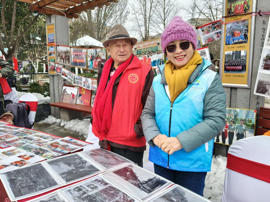 “雷锋日”传薪火 耄耋老兵讲述