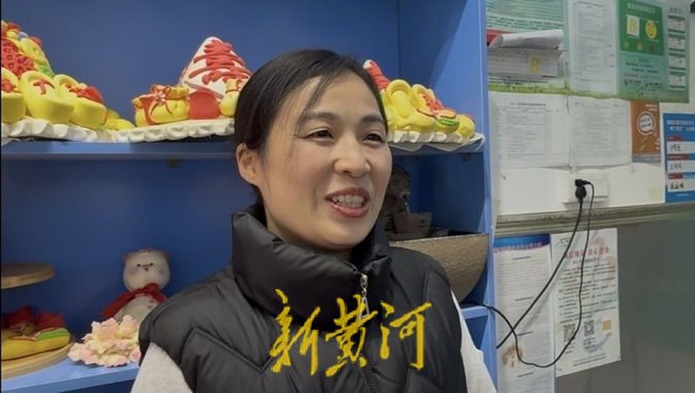 从程序员到馒头店老板 宝妈巧手捏出“花样人生” “家庭就像揉面，需要耐心调和经营”