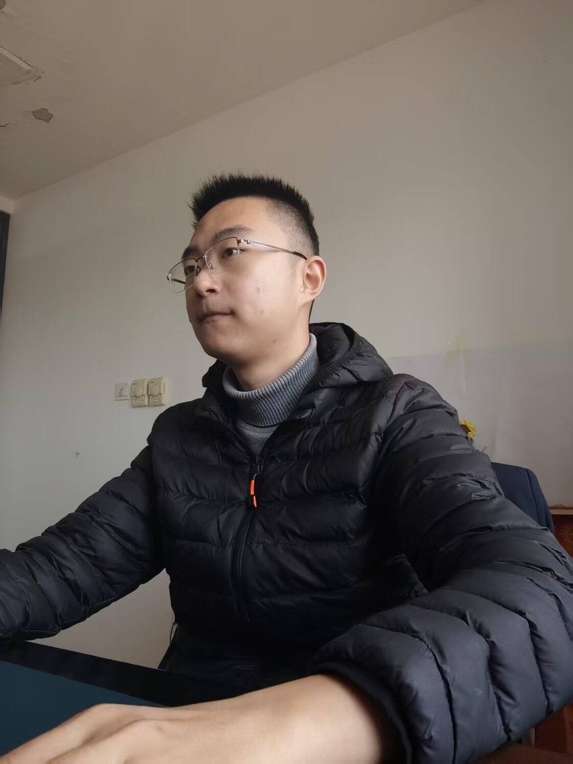 融媒·画像丨“00后”小伙耗时三年，用“十亿方块”在游戏世界还原家乡