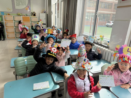 “数智启航 乐享π对”济南高新区东城逸家小学开展数学游园日主题活动