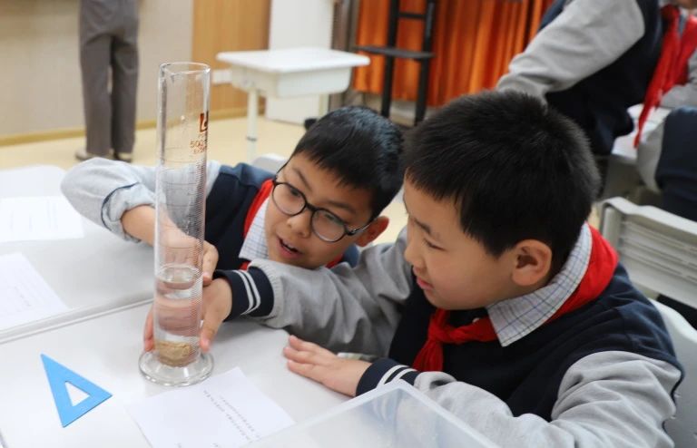 【教育教学】融合赋能 智创未来——润泽学校小学部开展跨学科融合教学实践