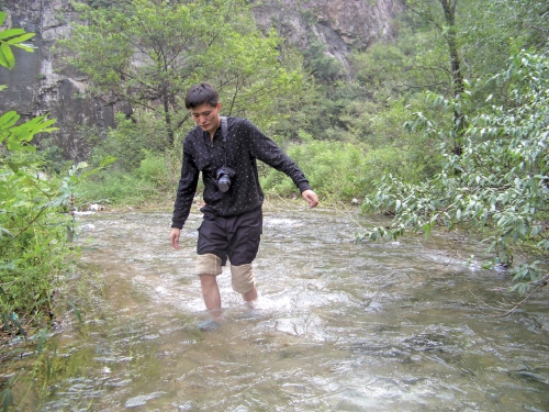 济南“民间考古人”黄鹏：矢志20载，寻碑6000方