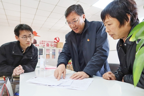 融媒·先锋｜当党组织发出“招贤令”——“商海弄潮儿”成了“乡村CEO”