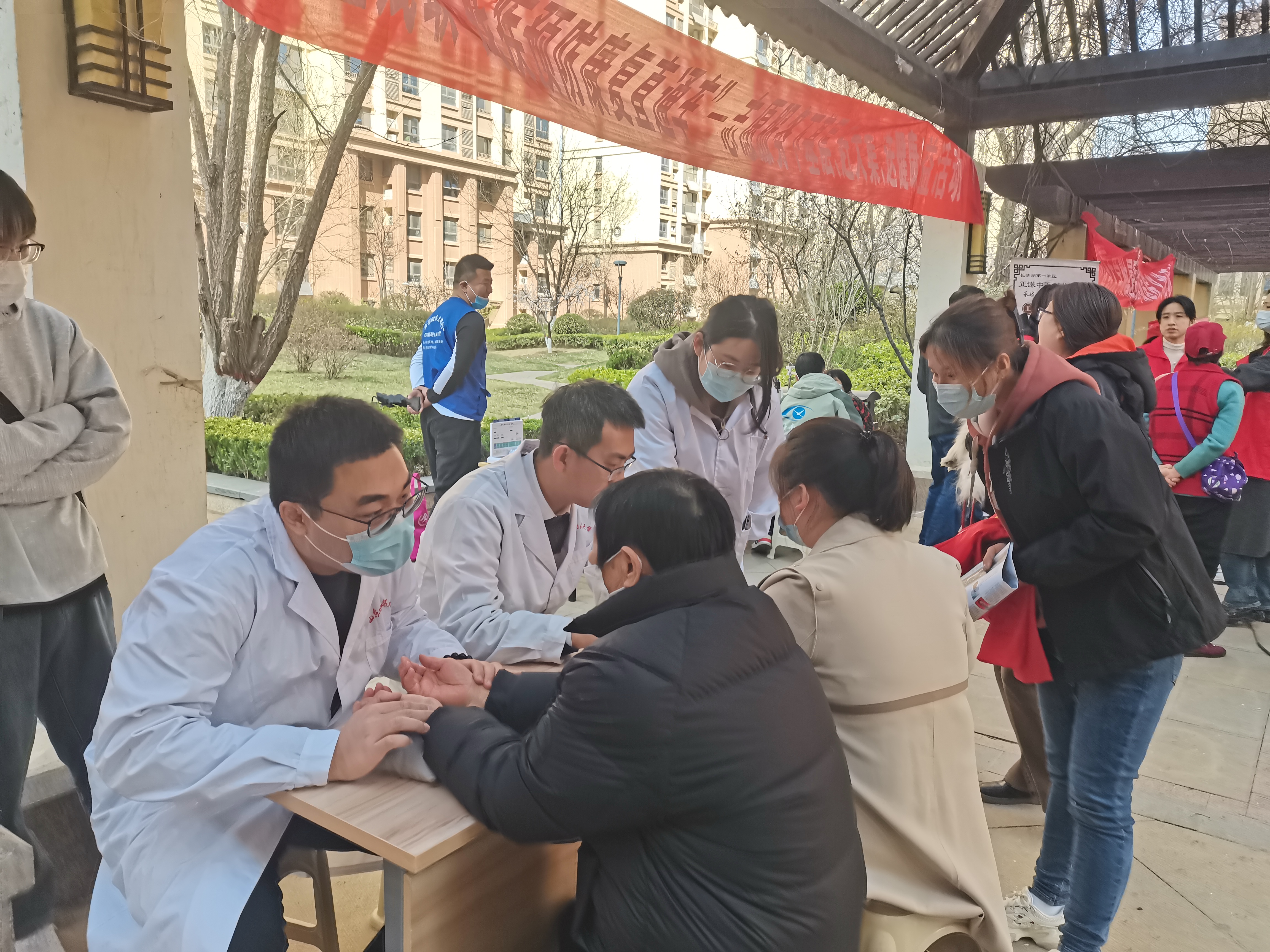 融媒·画像丨初心如灯——单大夫的“义诊马拉松” 