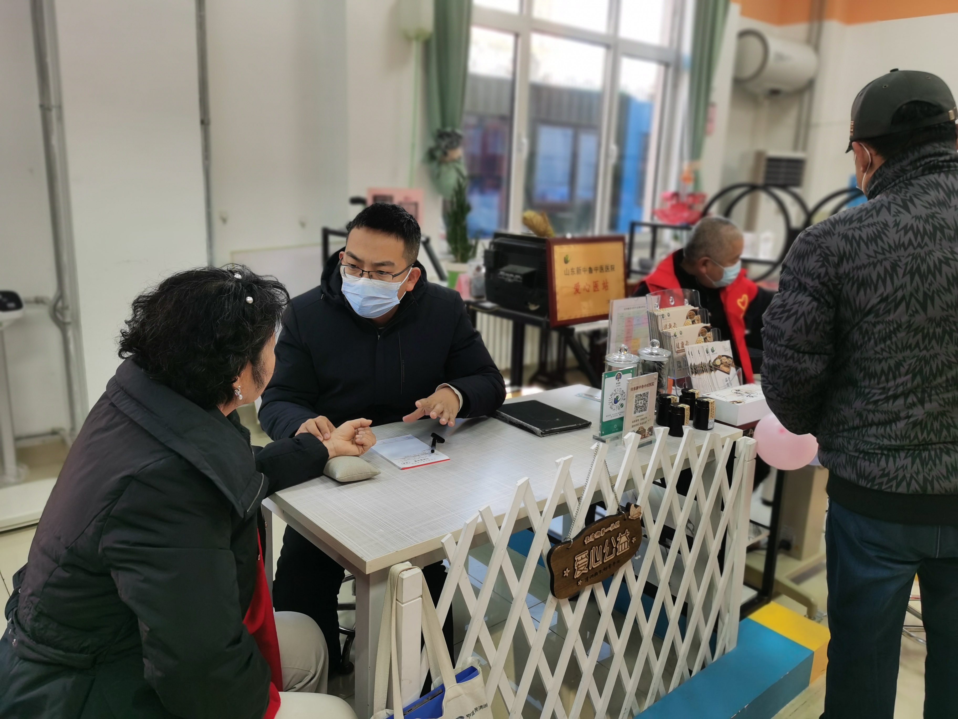 融媒·画像丨初心如灯——单大夫的“义诊马拉松” 