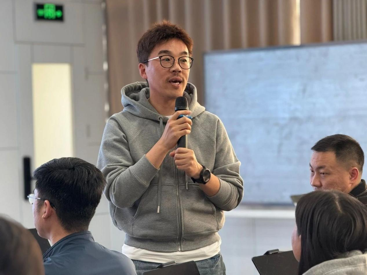 AI赋能学校宣传，科技助力高效提升——市中教育第三协作组AI赋能教育宣传分享会