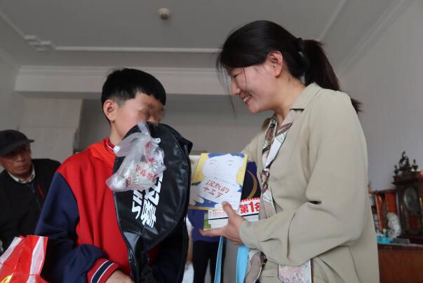 融媒·画像丨“幼吾幼以及人之幼”的当代诠释——三百“织梦人”