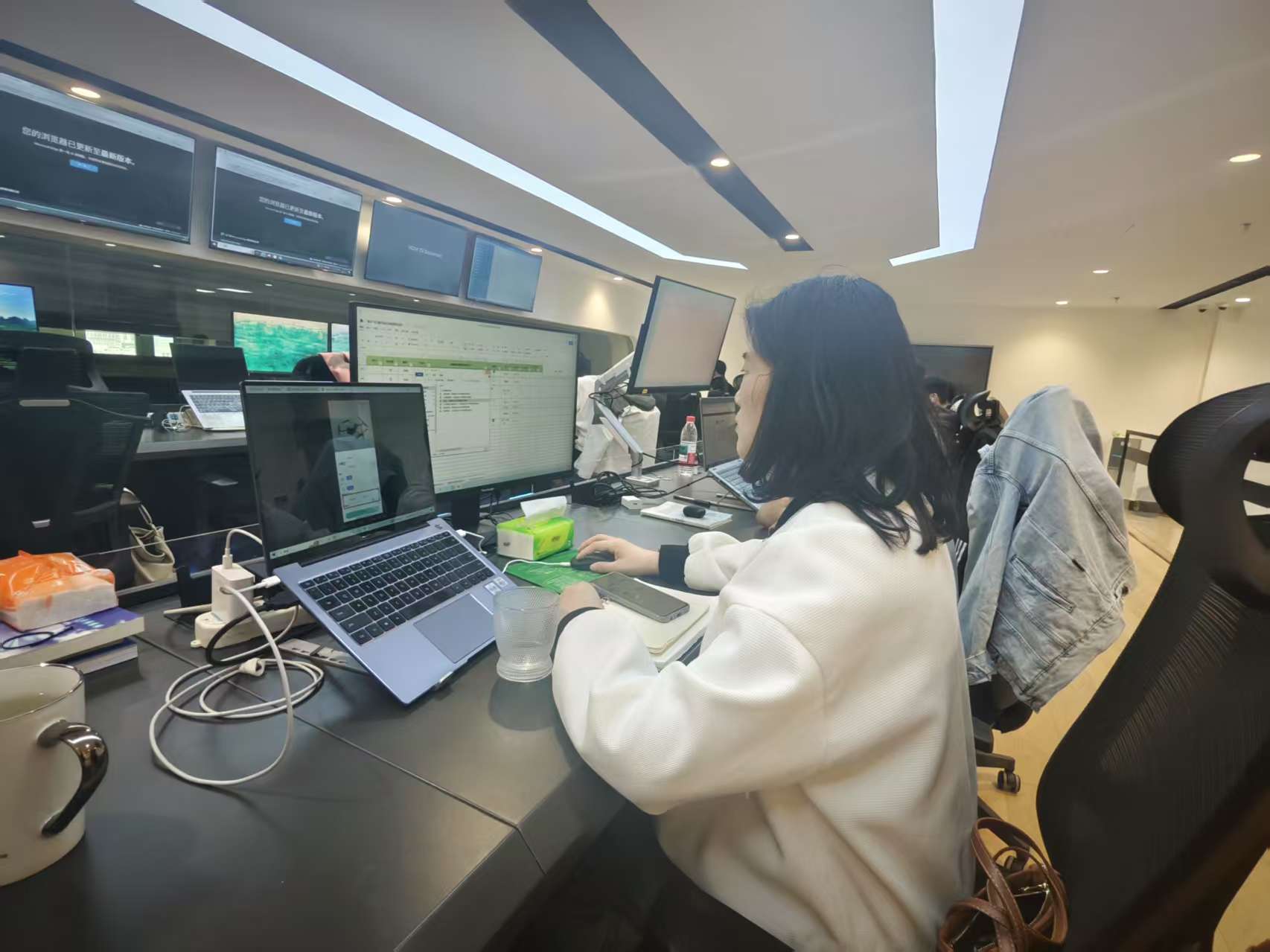 融媒·画像丨向天空要GDP！一张“飞行服务网”，激活万亿“云端市场”