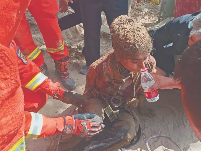 新疆下井救人女辅警能否转正?官方发声