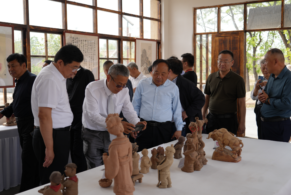 山东作家走进“伯乐故里”主题创作活动在成武县举行