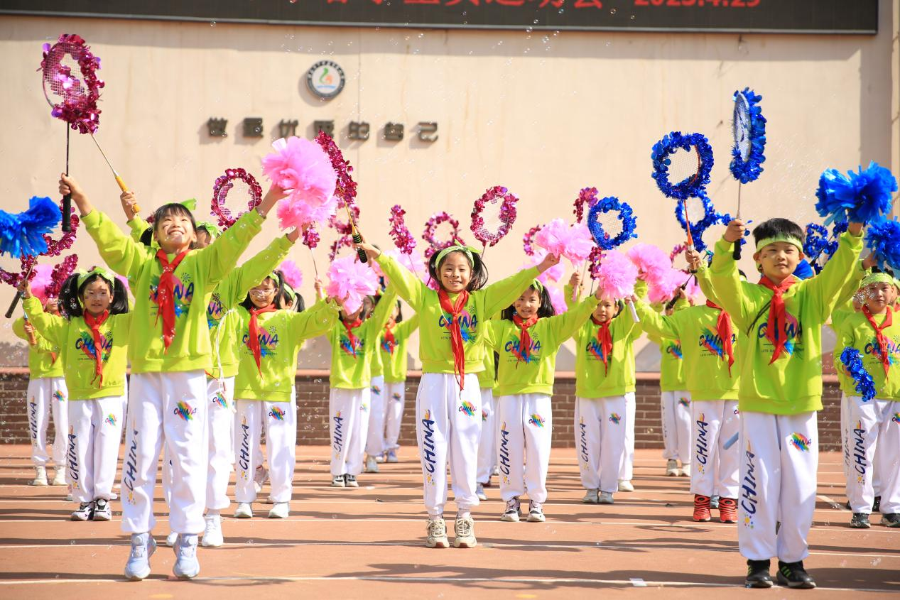 育秀小学春季运动会圆满举行 活力绽放彰显体育精神