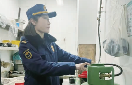 政府专职消防队伍新规征民意 连续工作满1年拟可享受这些优待政策