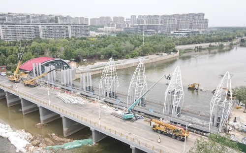 项目强省会｜风帆造型开始重新安装 洪园节制闸维修改造预计主汛期前结束