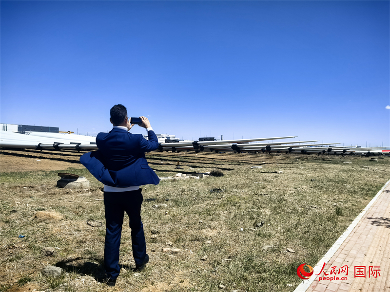 外媒观察：“草原云谷”绿电驱动算力是科技与自然共生的典范