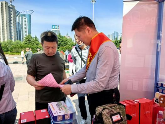 平安产险潍坊中心支公司组织防灾减灾宣传活动