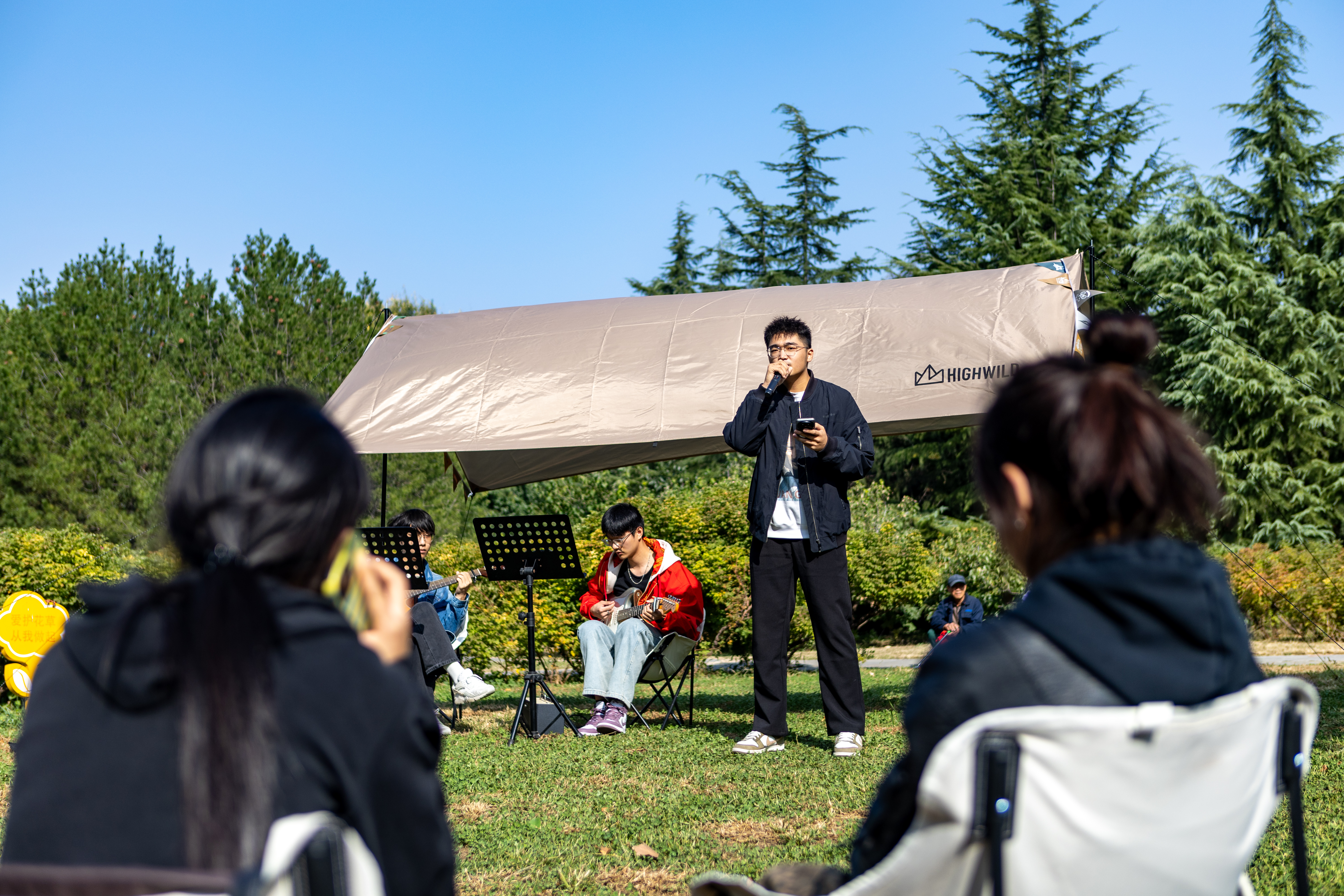 融媒·画像丨藏在校园里的“解忧杂货铺”，巧解心结的“心灵摆渡者”——济大的“心”事