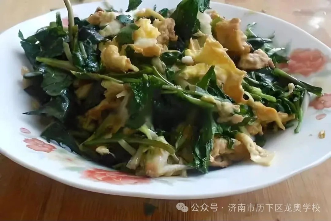 济南市历下区龙奥学校开展“小得盈满，自在欢喜”二十四节气之小满活动