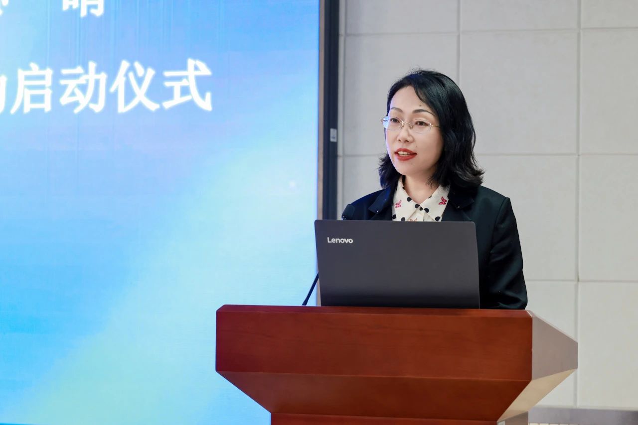 泉会爱 