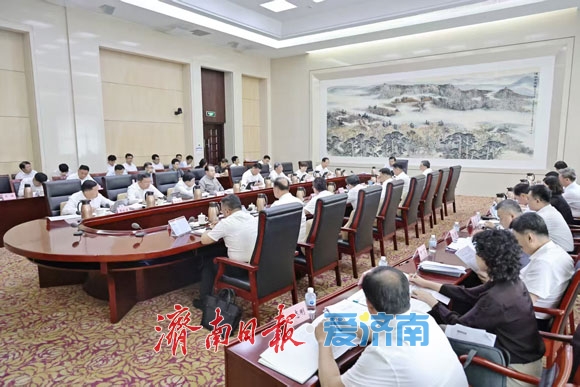 市委常委会召开会议 学习贯彻习近平总书记重要讲话重要指示精神 研究党政机关厉行节约反对浪费等事项