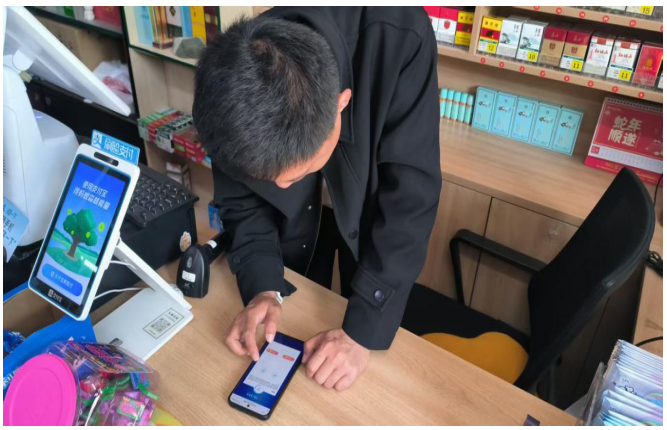 民生银行济南自贸区支行开展反洗钱知识宣传活动