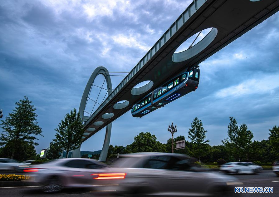 공중궤도 열차 타러 가자!...中 광밸리 과학기술, 우한 관광상품으로 '우뚝'