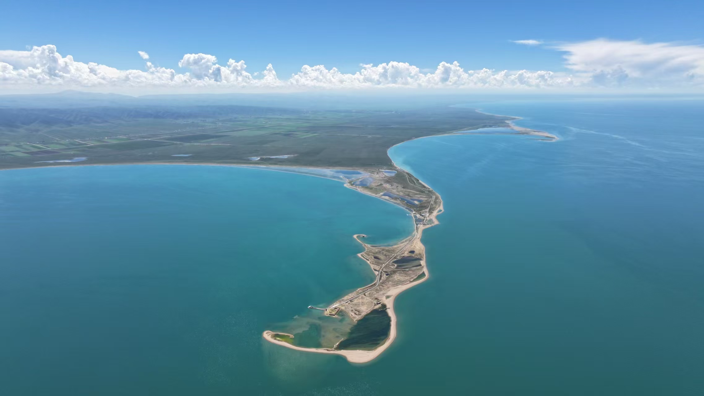 青海湖开启“高光时刻”：景区升级带来全新体验