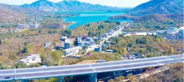 山东“最美高速”遇瓶颈：有“东家”四年亏损近7亿元