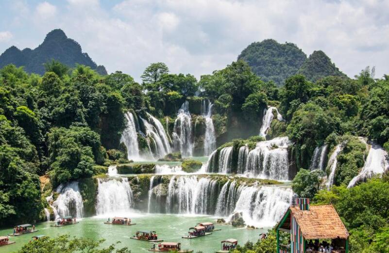 中 각지, 단오절 휴가 즐기는 관광객 발길 이어져