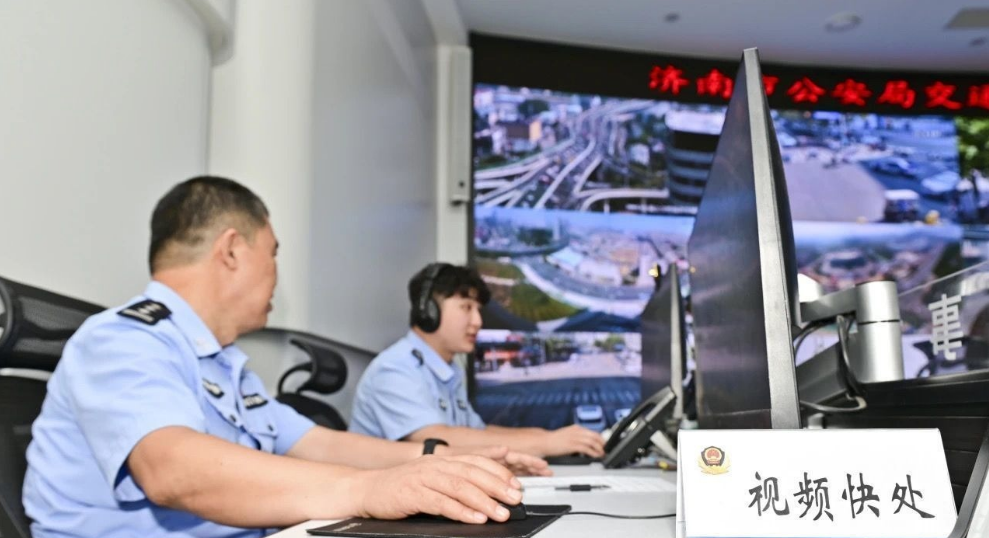 护航中高考 交警开展“六大行动”