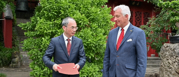 习近平与外国友人的故事｜花开满树情常在