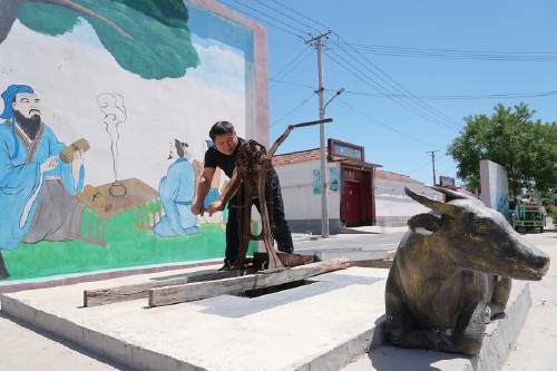 融媒·见证丨短短4年，从“省级贫困村”到“全国文明村”——“牛王”之变