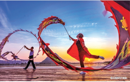 镜头里的华山湖！一位老摄影家见证的生态蝶变