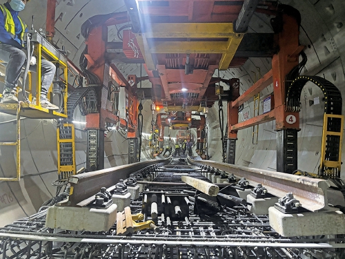 济南轨道交通4号线工程实现全线“轨通”