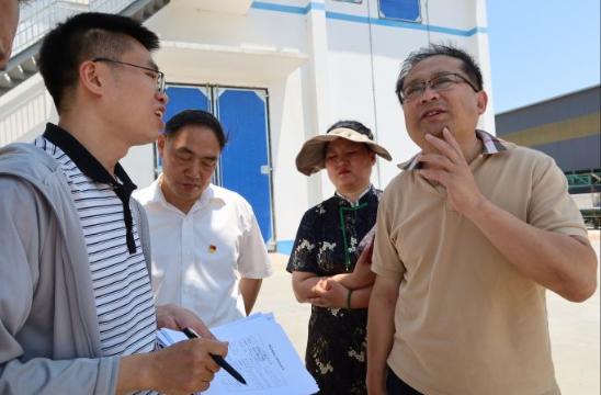 融媒·画像丨收集“泥土数据”，算出“大国粮策”——麦田“精算师”