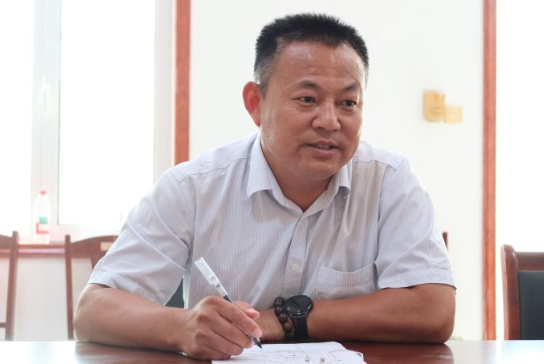 融媒·画像丨收集“泥土数据”，算出“大国粮策”——麦田“精算师”