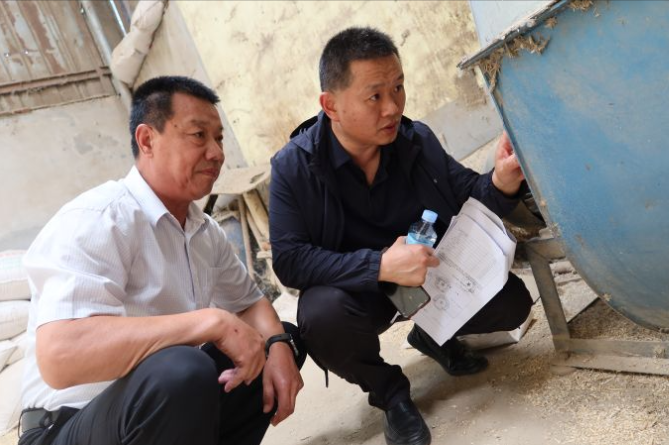 融媒·画像丨收集“泥土数据”，算出“大国粮策”——麦田“精算师”