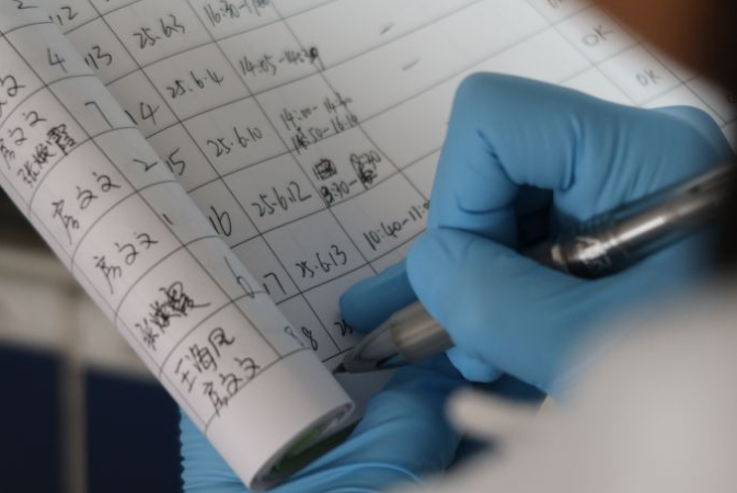 融媒·画像丨试验田里，71个“选手”正在经历一场“淘汰赛”——稻香探秘者