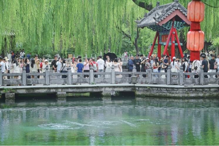 地下水位持续攀升 济南各大名泉将迎最佳观赏期