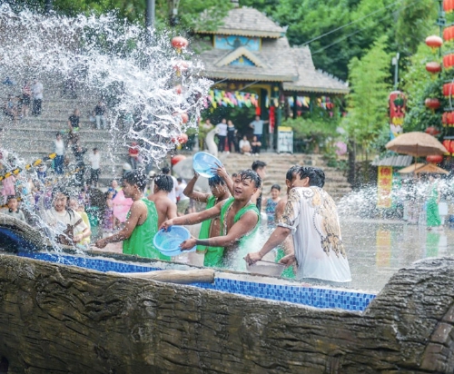 炎炎夏日，来济南开启玩水狂欢模式