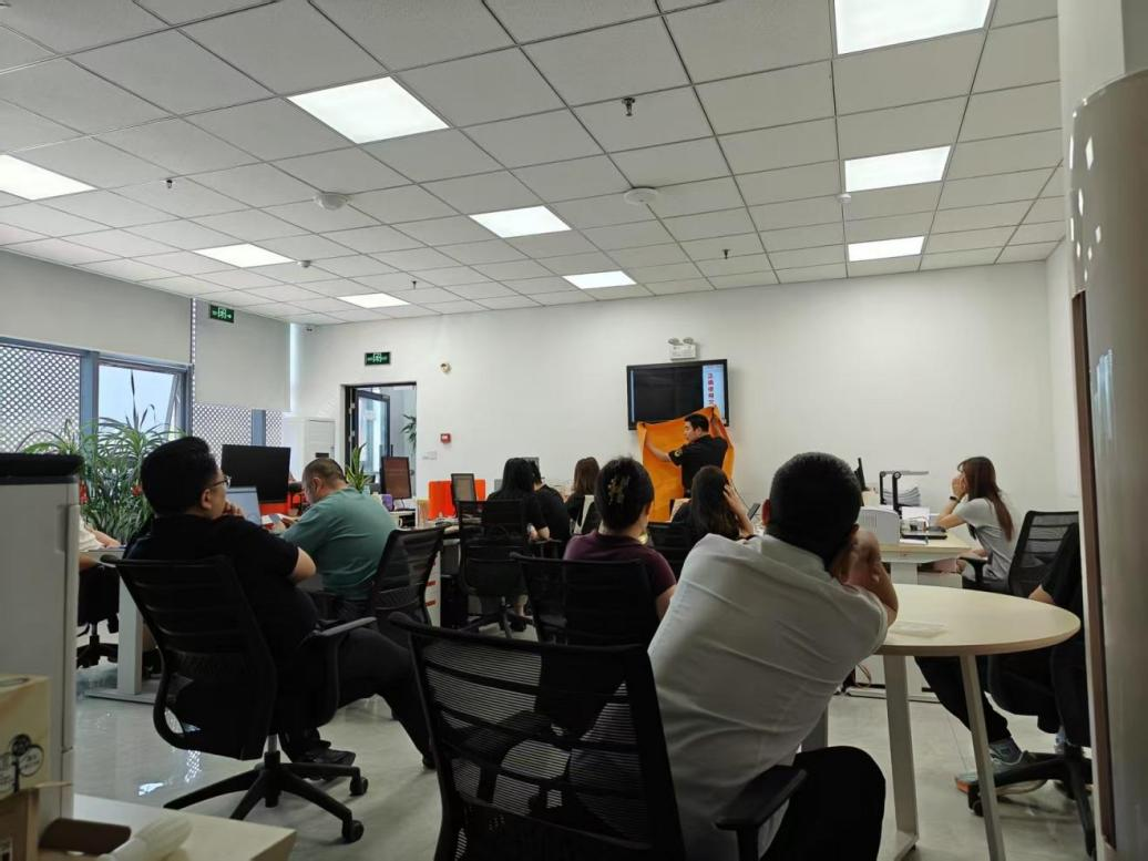 平安产险滨州中支惠民支公司组织员工开展消防安全知识宣讲活动