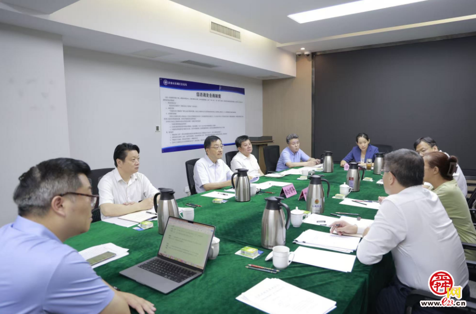 刘强在历城区历下区接待群众来访时强调：解决急难愁盼问题 维护群众合法权益