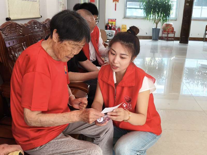 泰康人寿日照中支开展溢彩公益活动温暖守护“夕阳红”