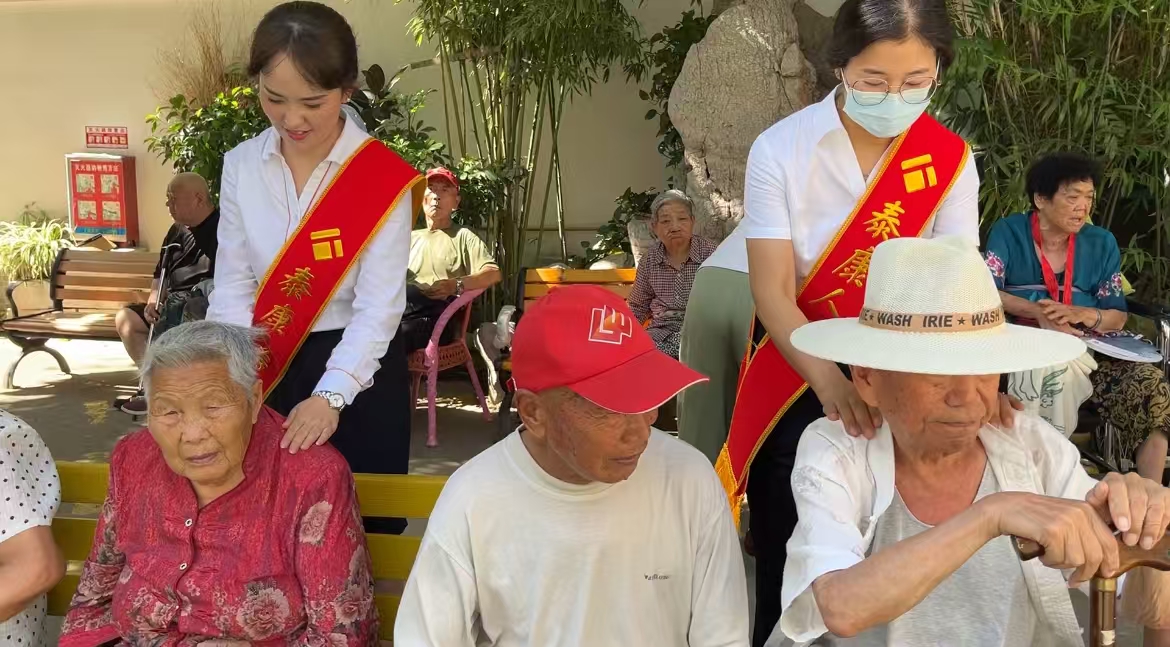 泰康人寿济宁中支开展溢彩公益活动