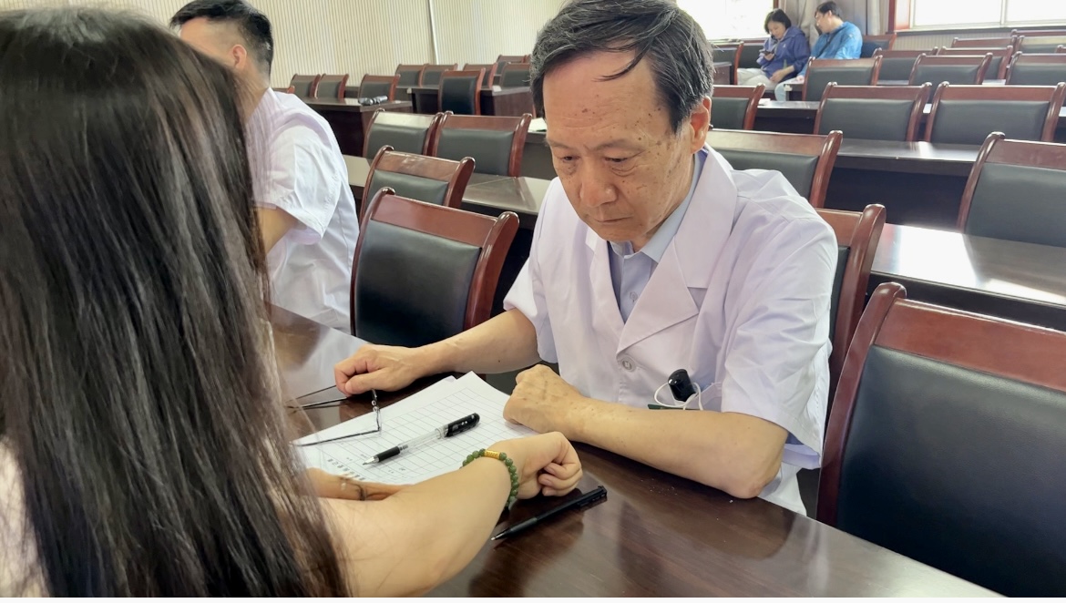 医教携手护健康 